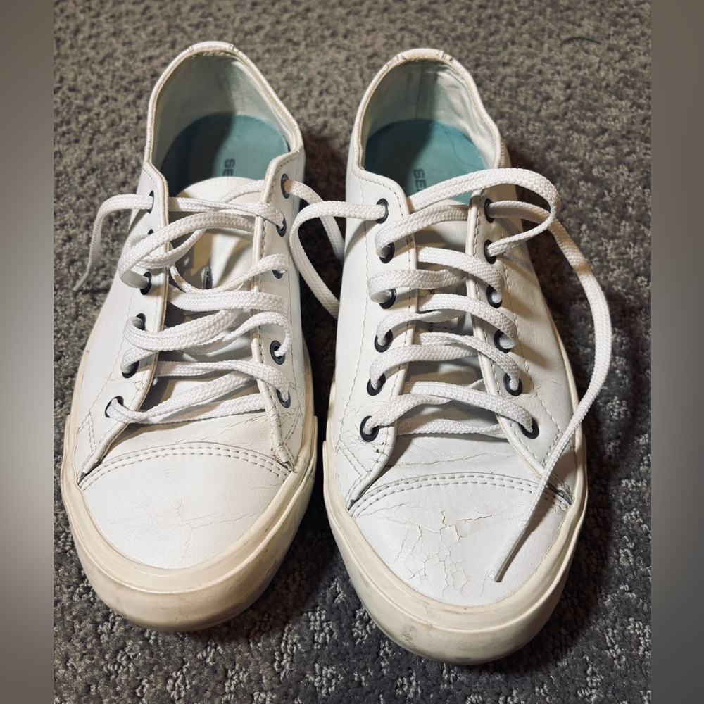 SeaVees Crosby Sneaker Woman Size 8 Boatcore Cottagecore Preppy Gorpcore Casual